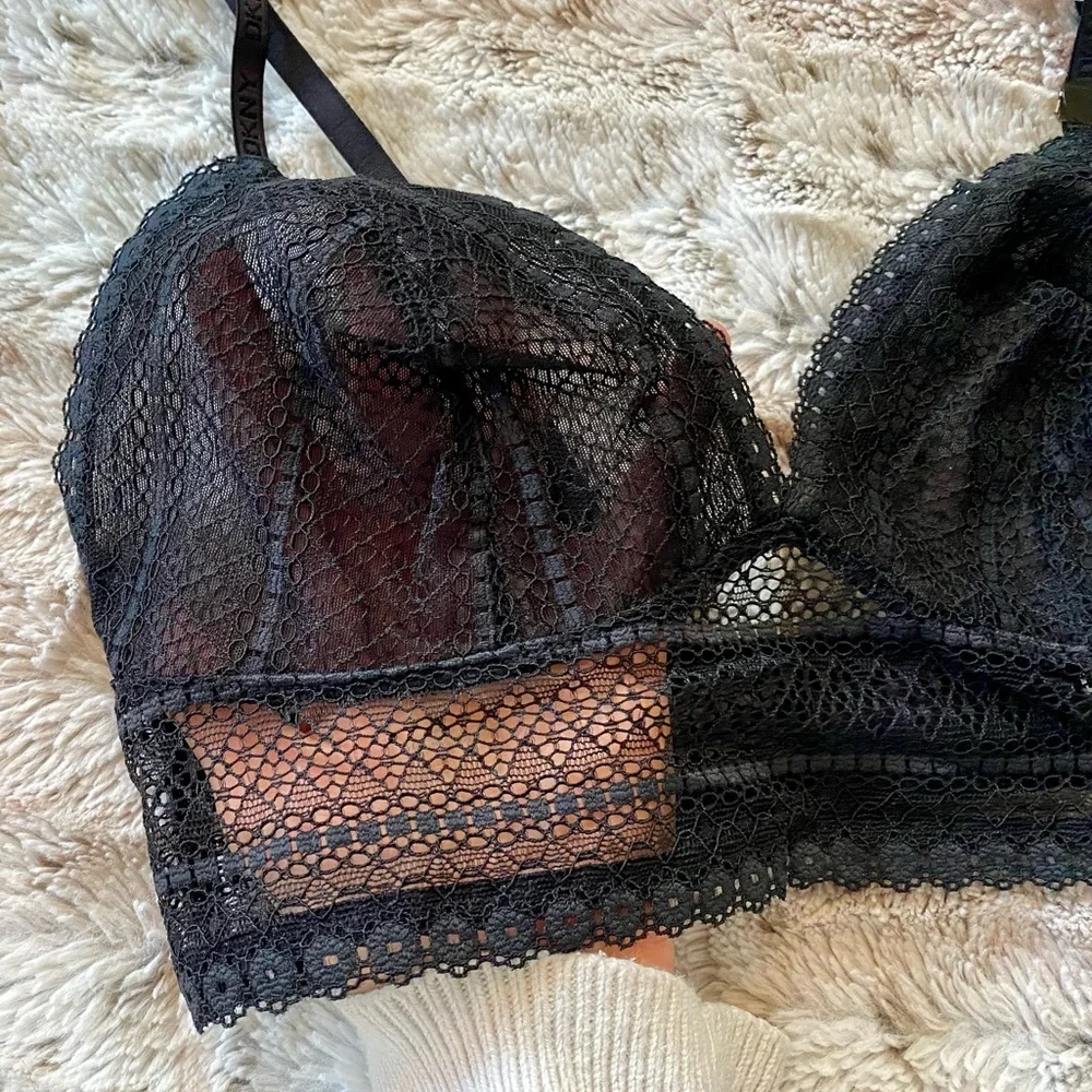 NWT DKNY Sexy Table Tops Lace Bralette Black Medium